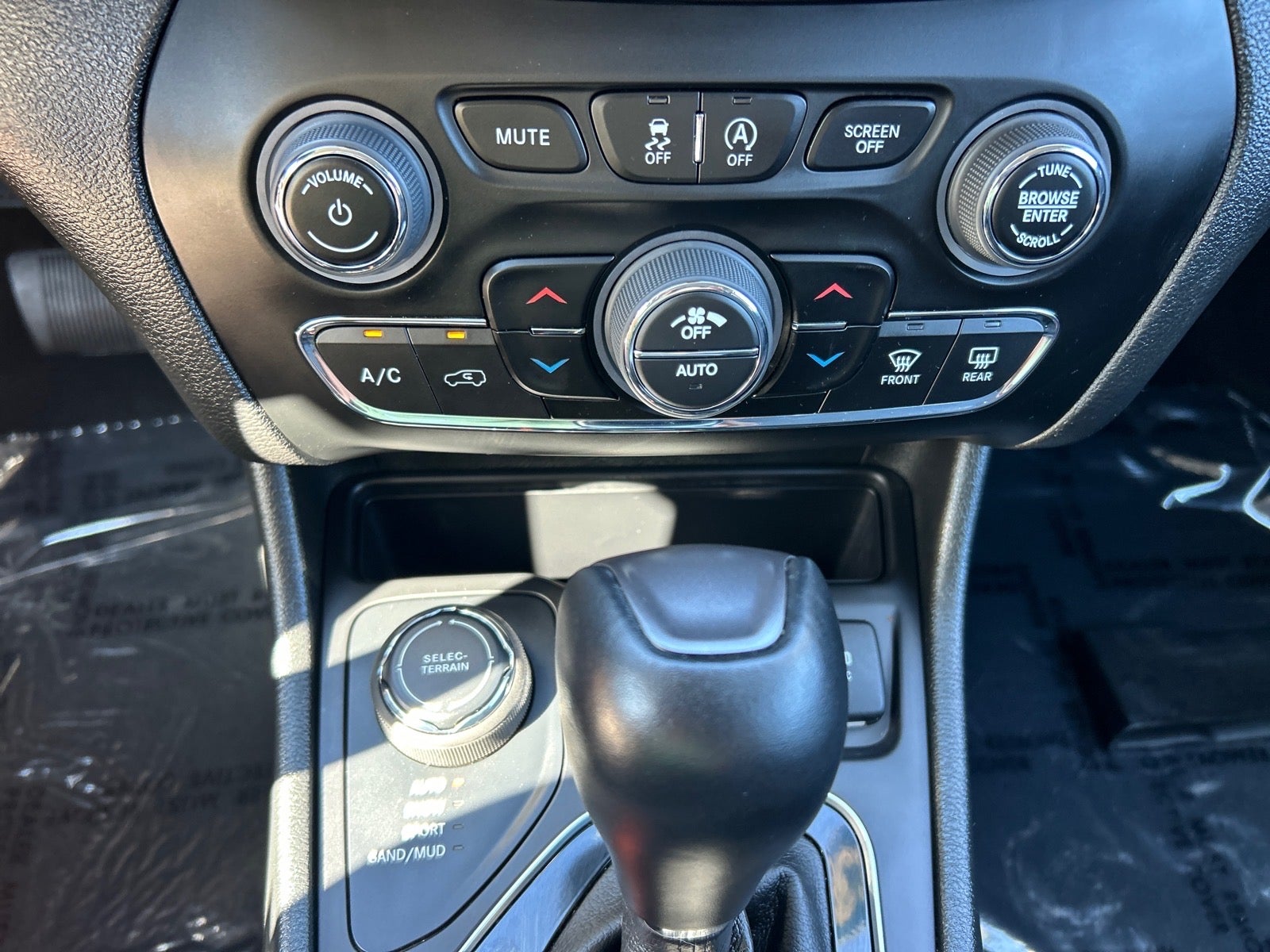 2023 Jeep Cherokee Altitude