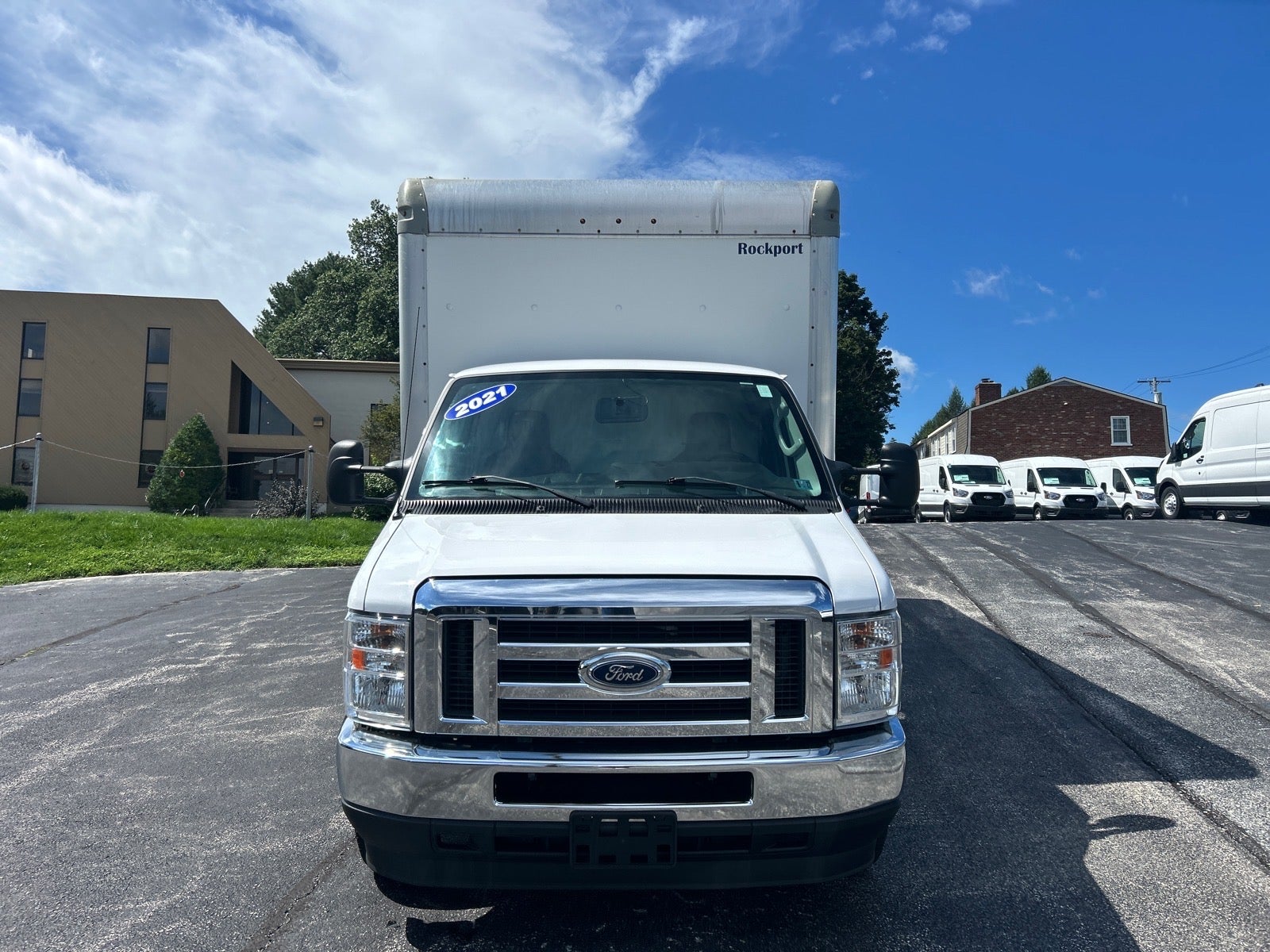 2021 Ford E-350SD Base Cutaway