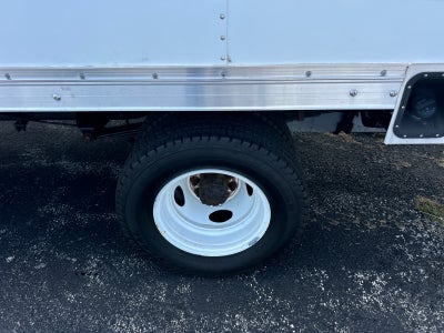 2021 Ford E-350SD Base Cutaway