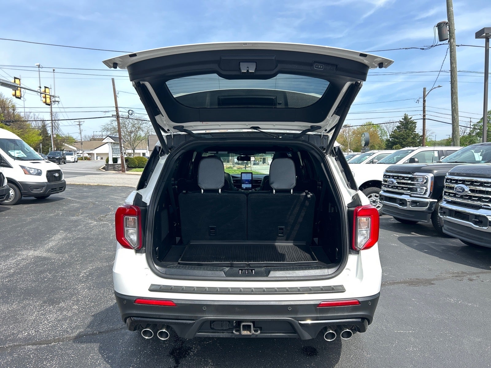 2023 Ford Explorer ST