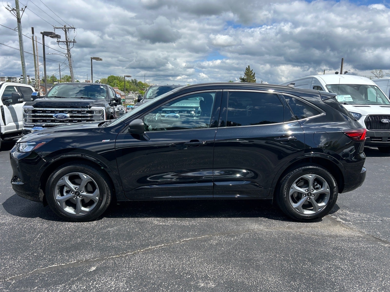 2023 Ford Escape ST-Line