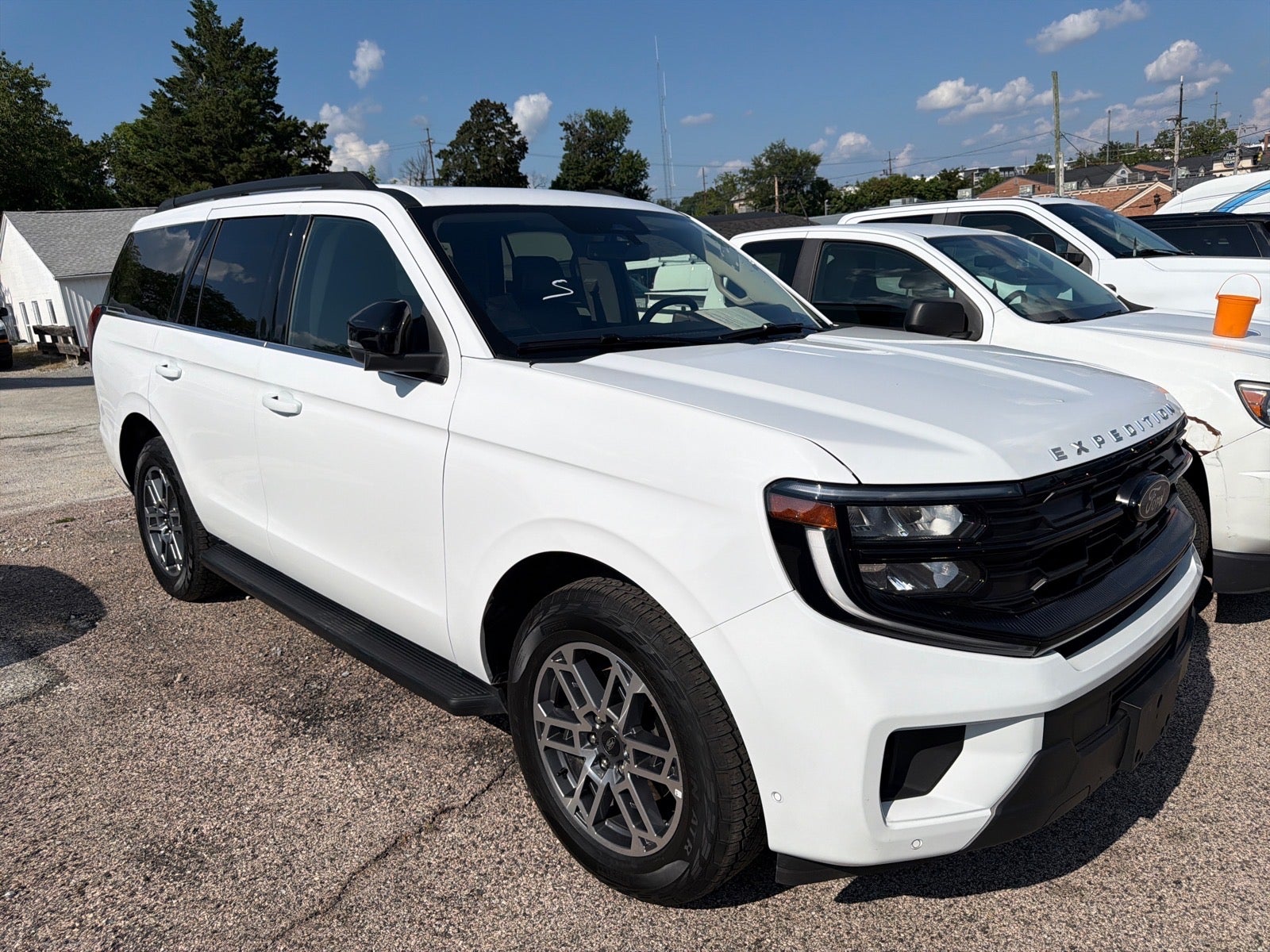 2025 Ford Expedition Active