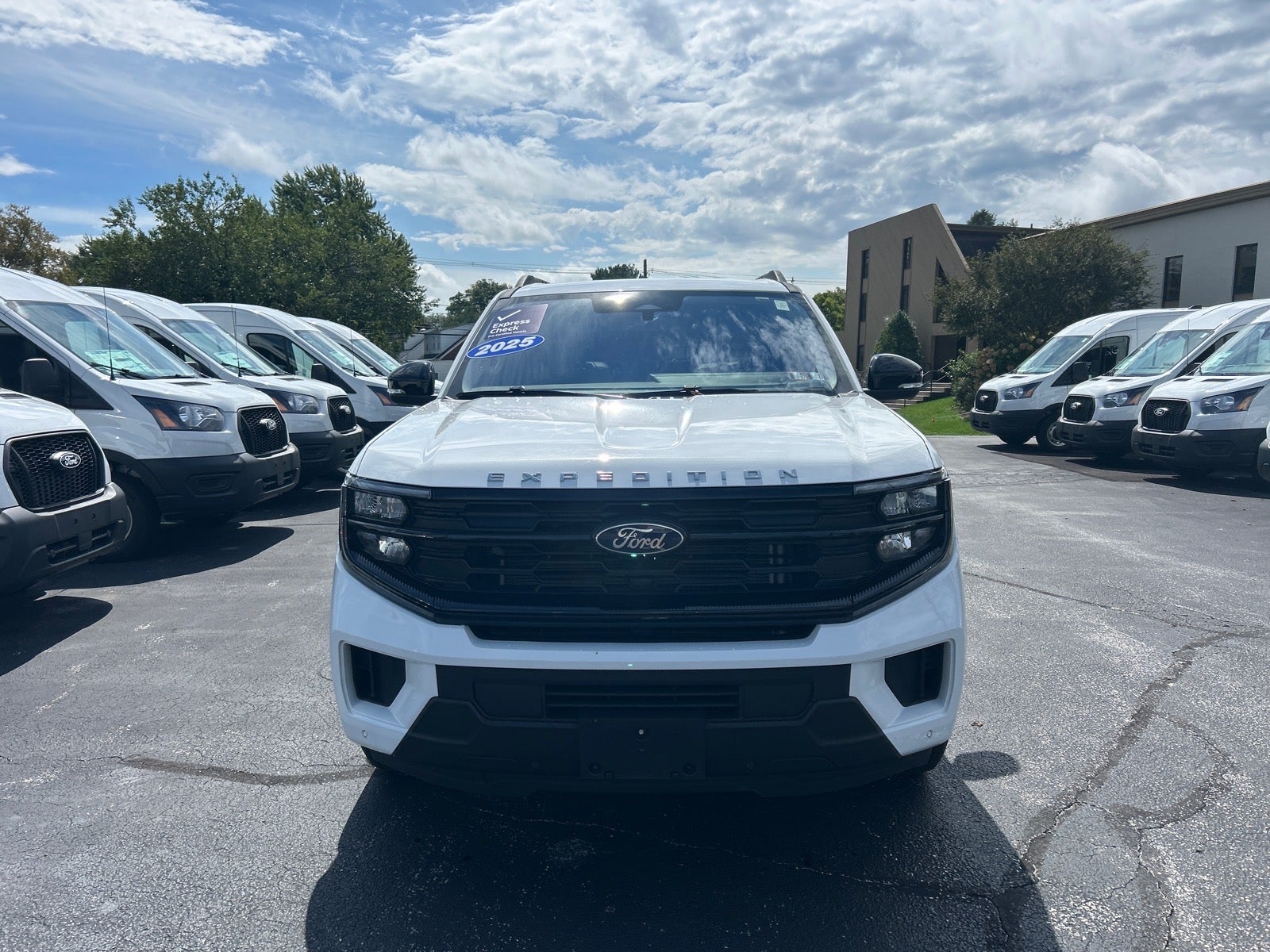 2025 Ford Expedition Active