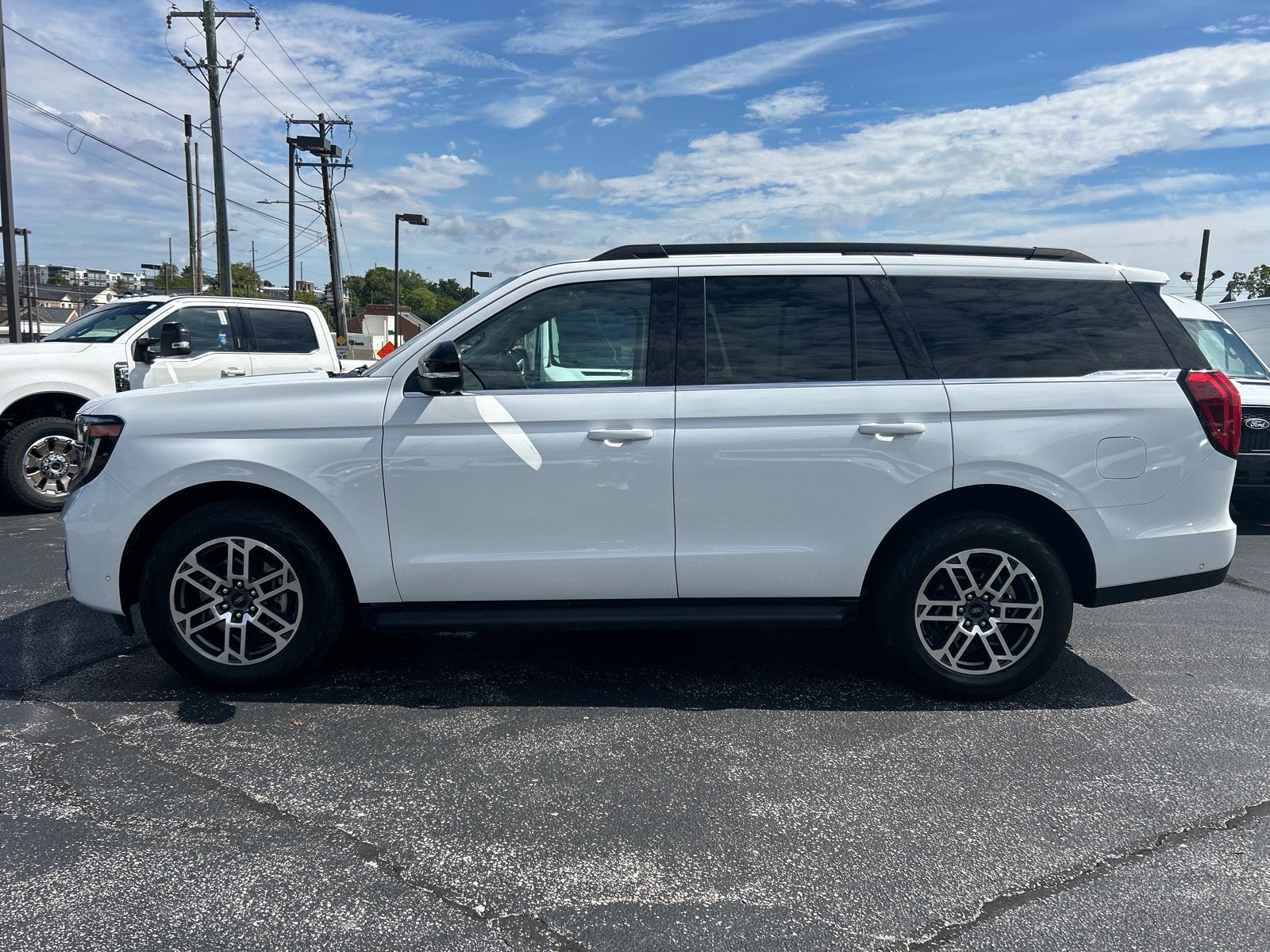 2025 Ford Expedition Active