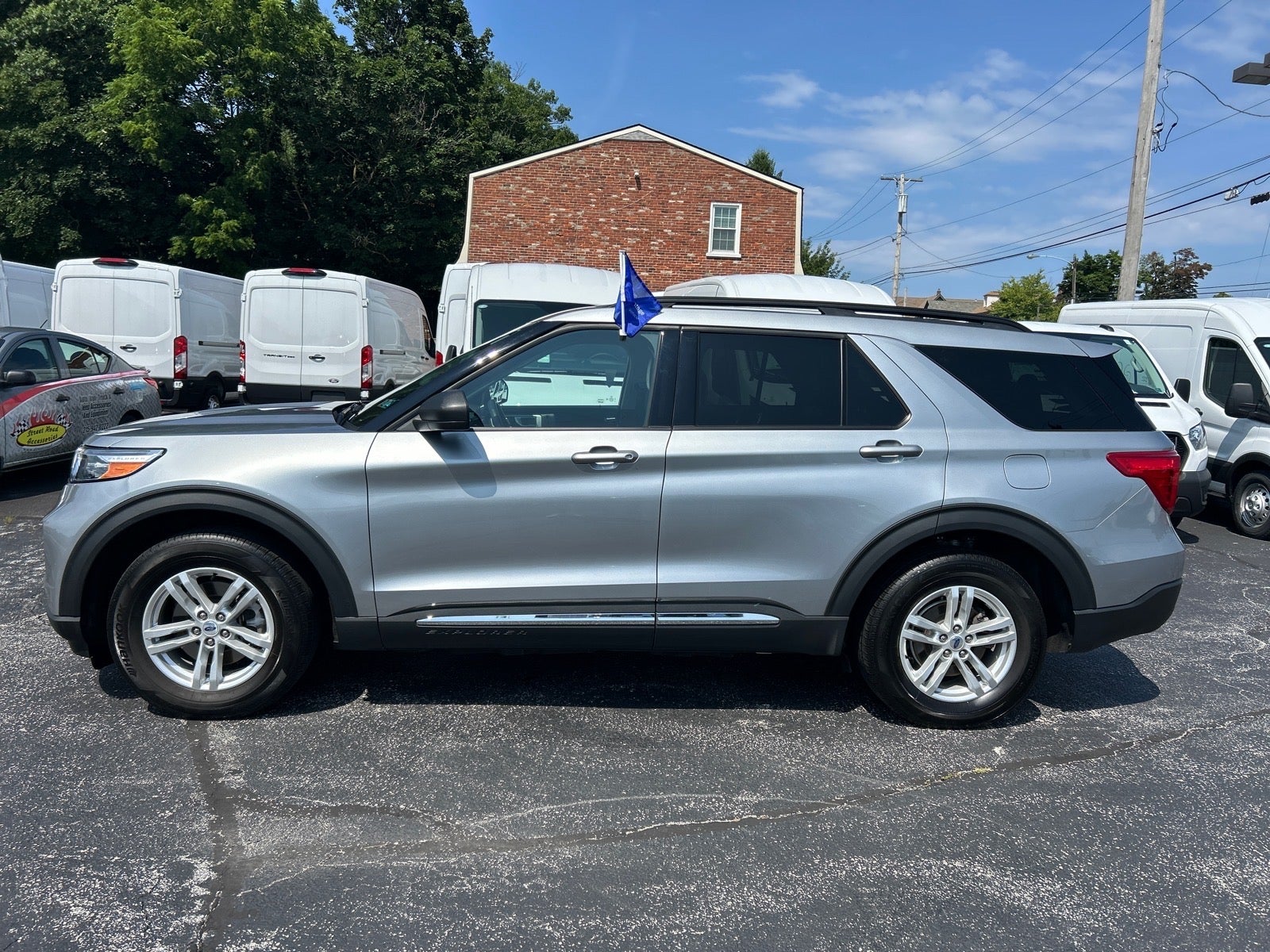 2023 Ford Explorer XLT