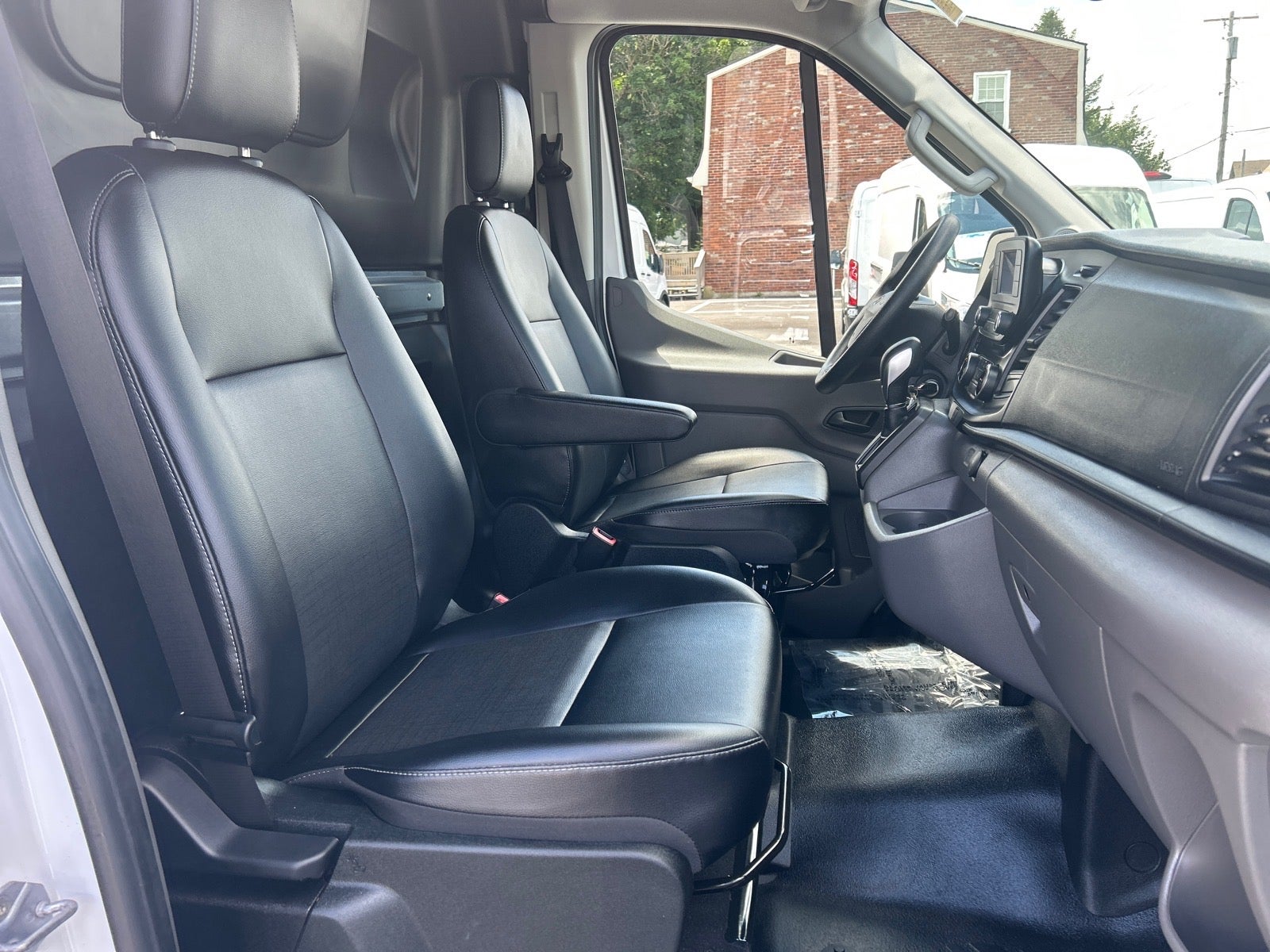 2024 Ford Transit-250 Base