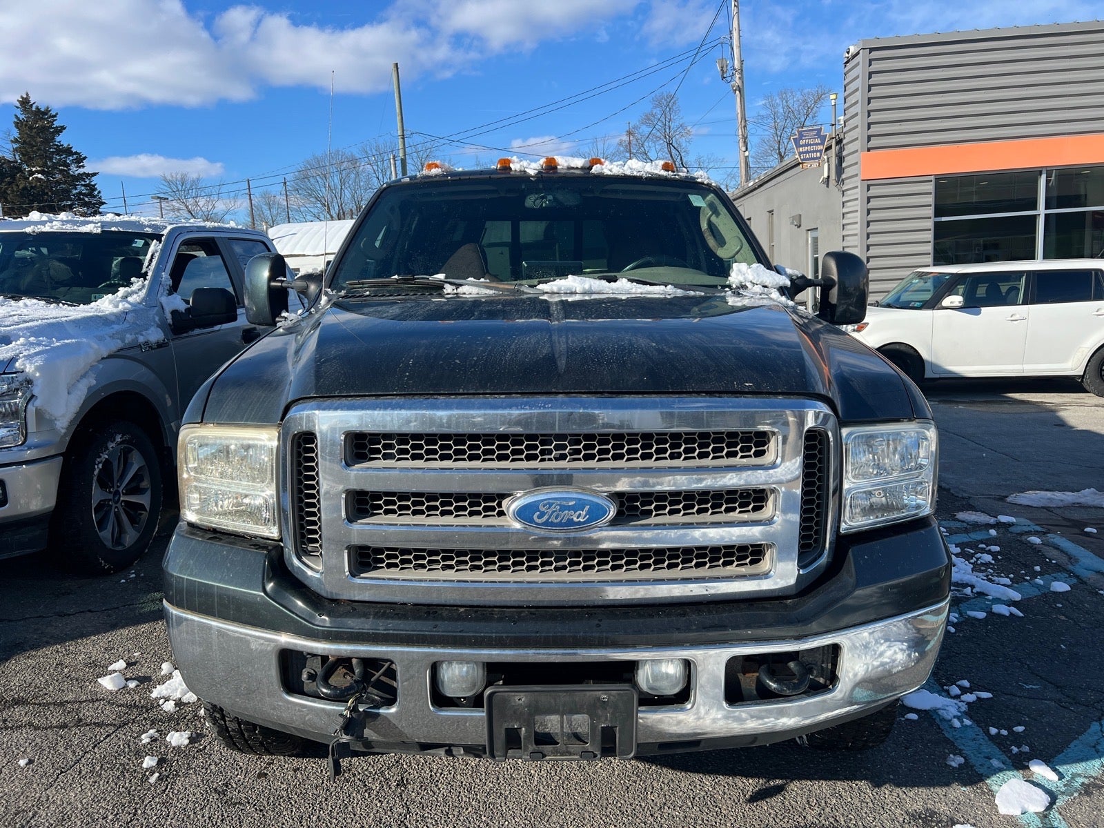 2005 Ford F-350SD King Ranch DRW
