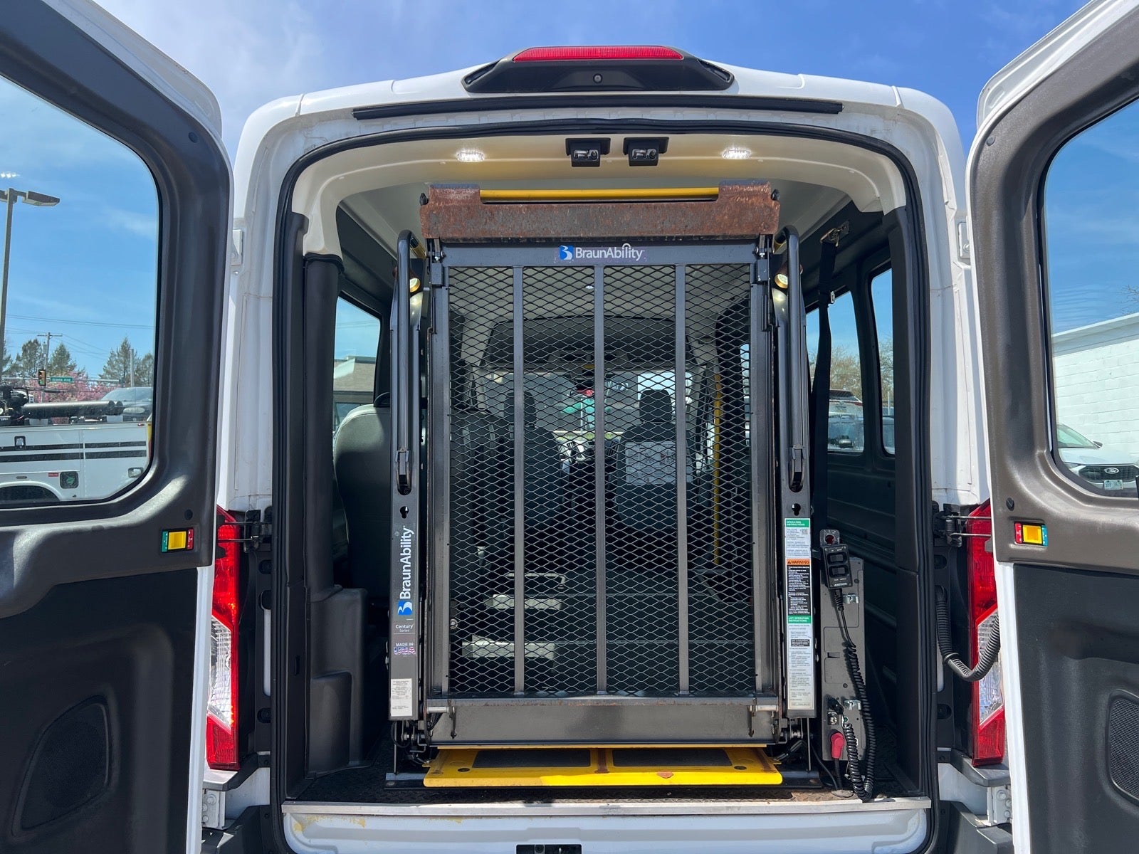 2018 Ford Transit-250 Base