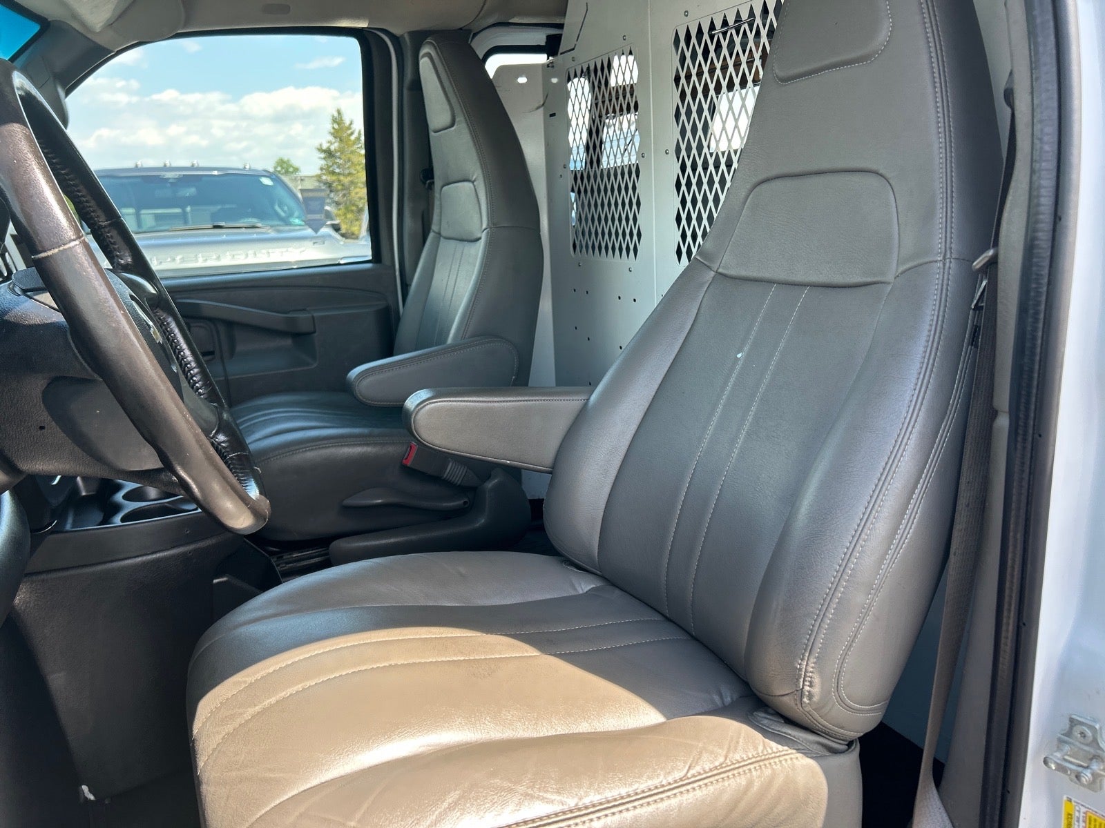 2019 Chevrolet Express 2500 Work Van Cargo