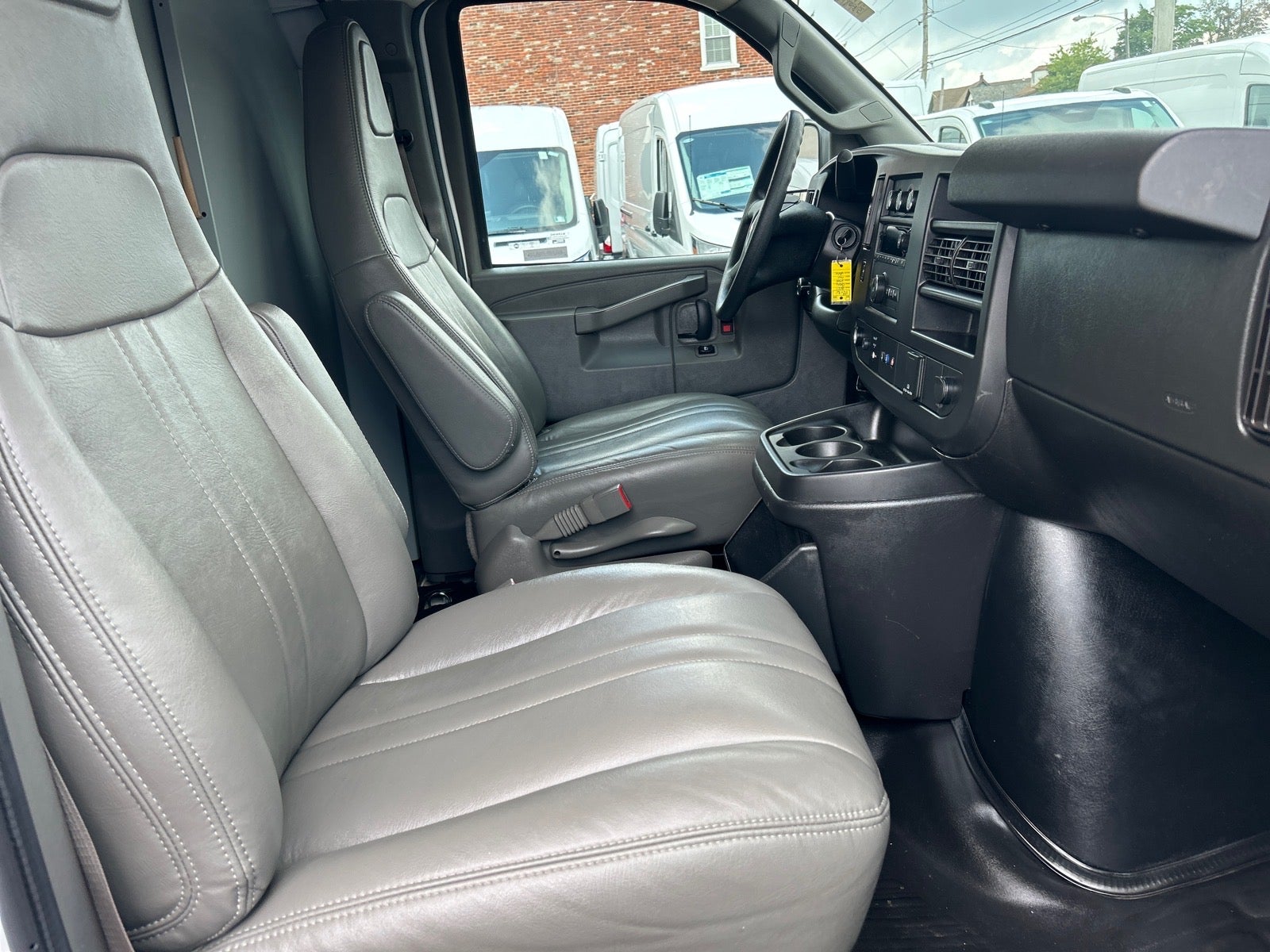 2021 Chevrolet Express 2500 Work Van Cargo