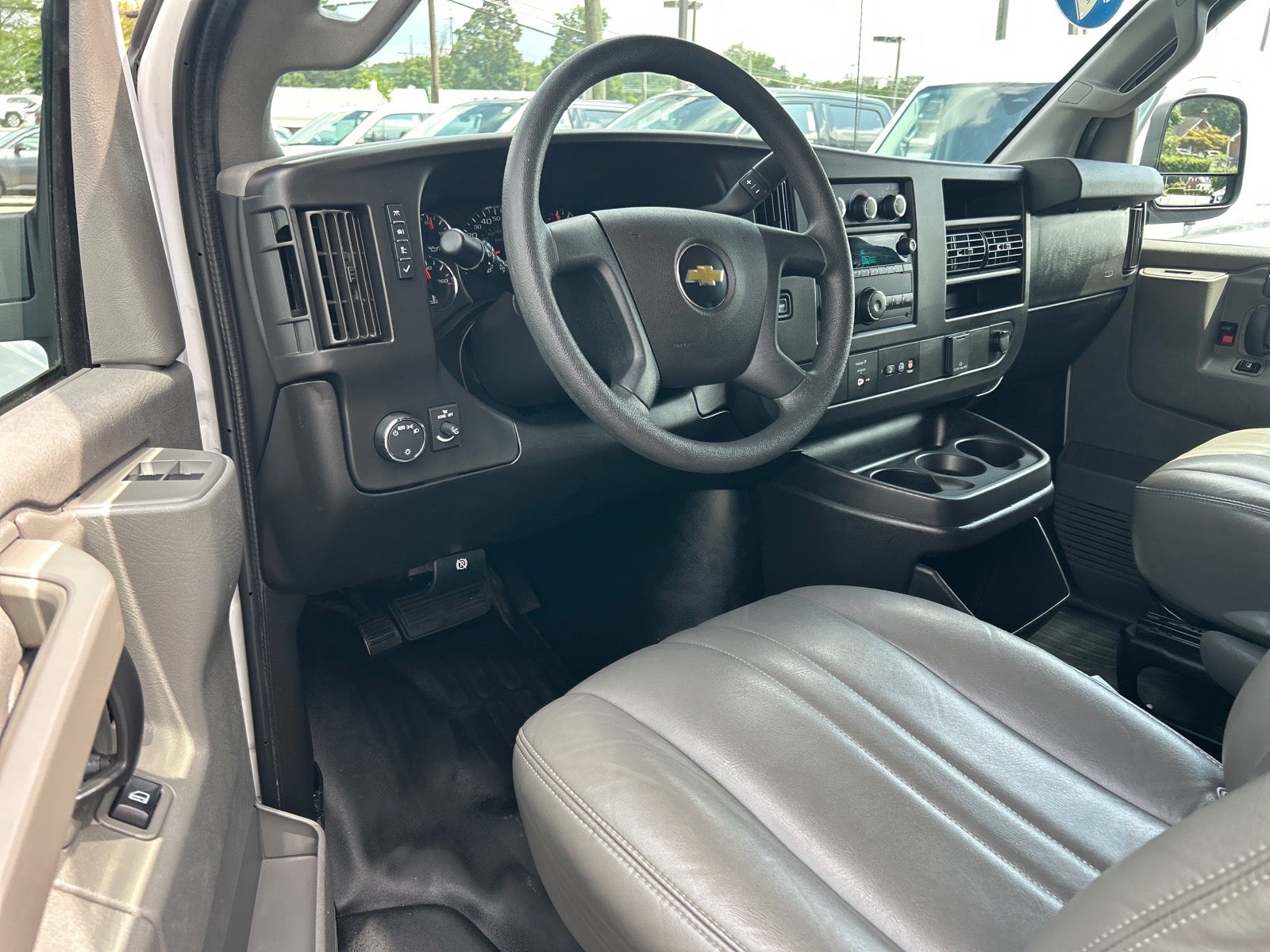 2021 Chevrolet Express 2500 Work Van Cargo