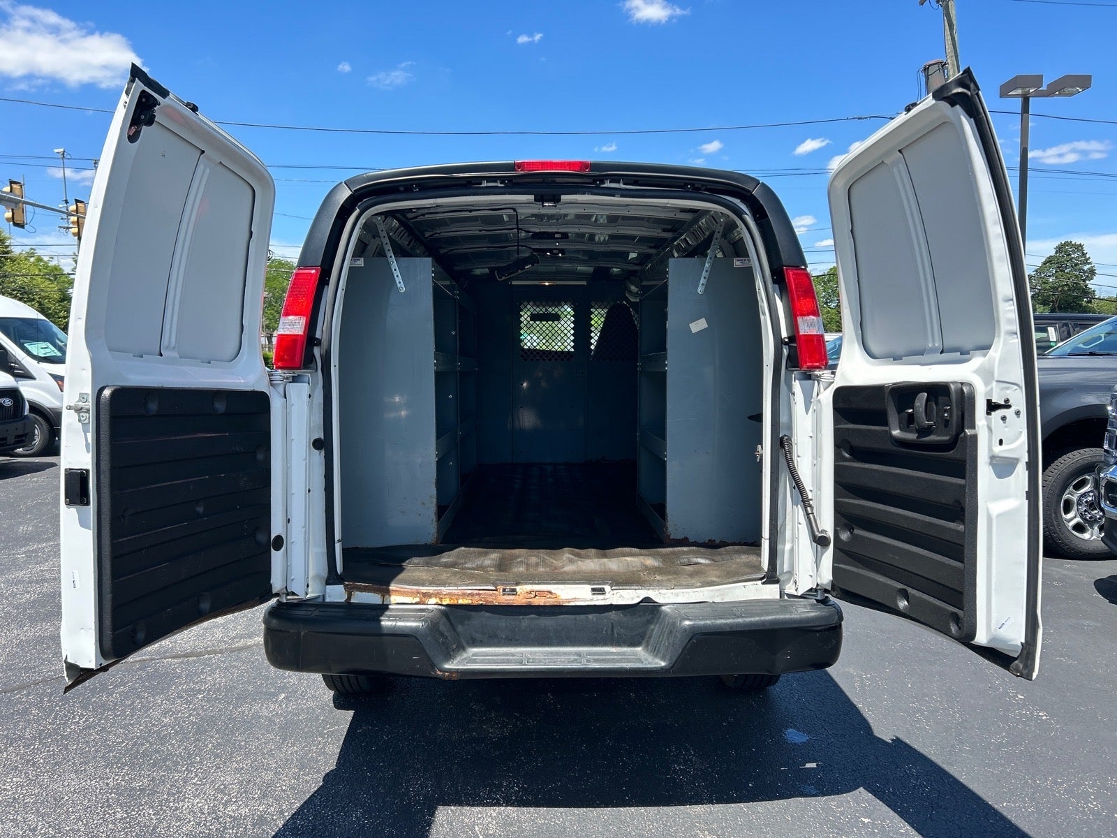 2020 Chevrolet Express 3500 Work Van Cargo