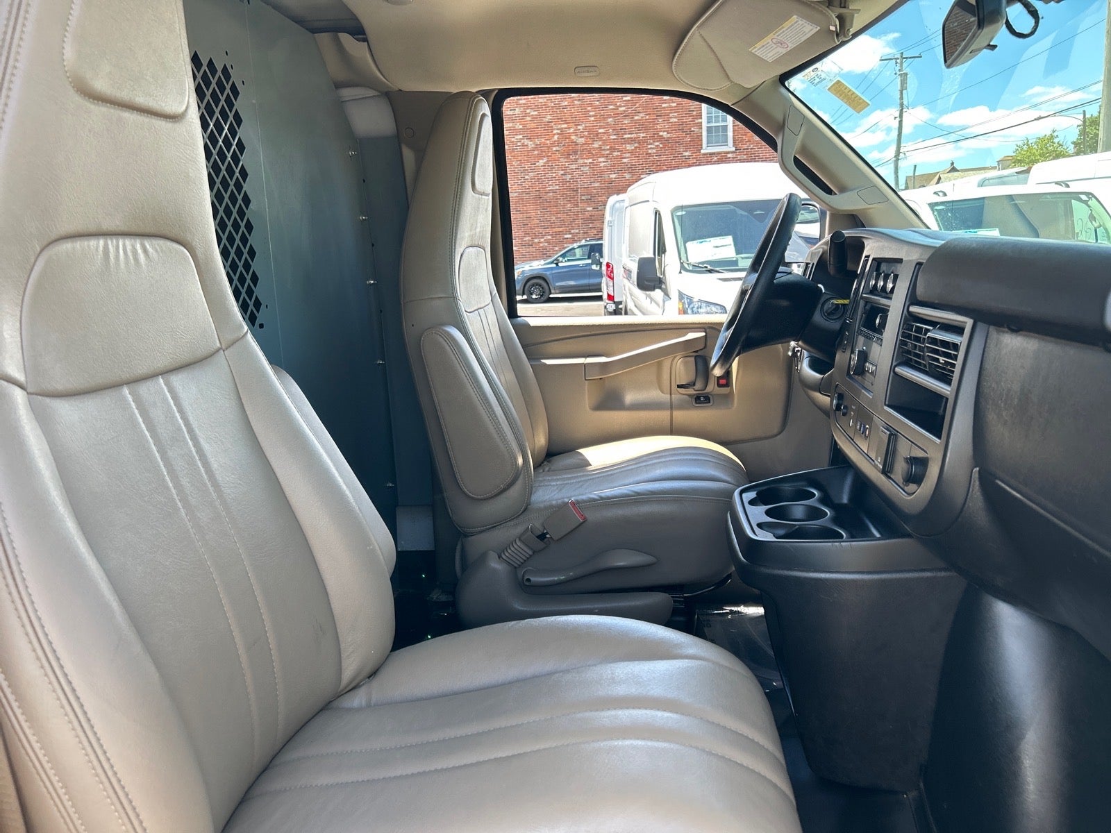 2020 Chevrolet Express 3500 Work Van Cargo