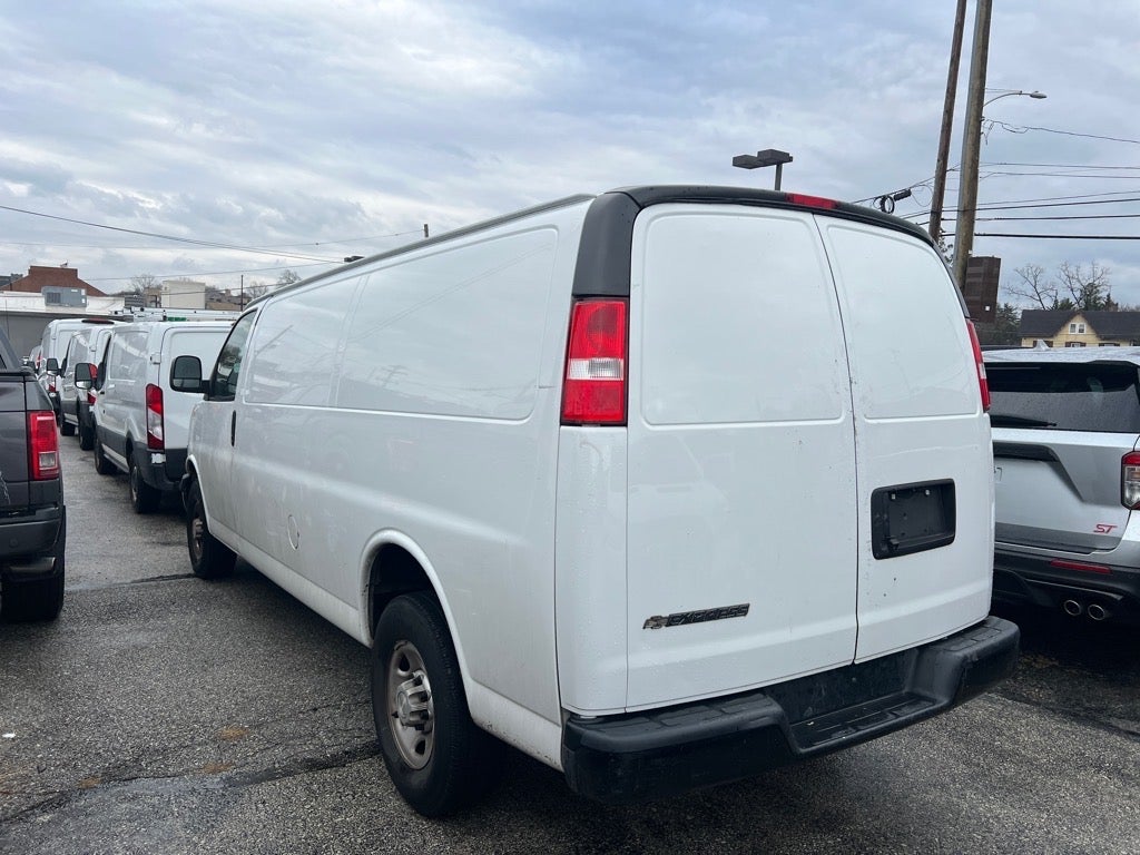 2020 Chevrolet Express 3500 Work Van Cargo