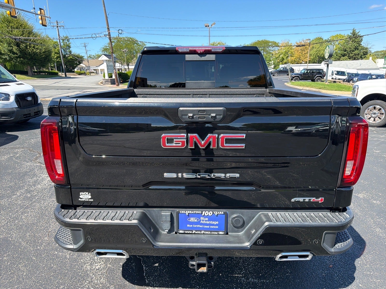 2023 GMC Sierra 1500 AT4