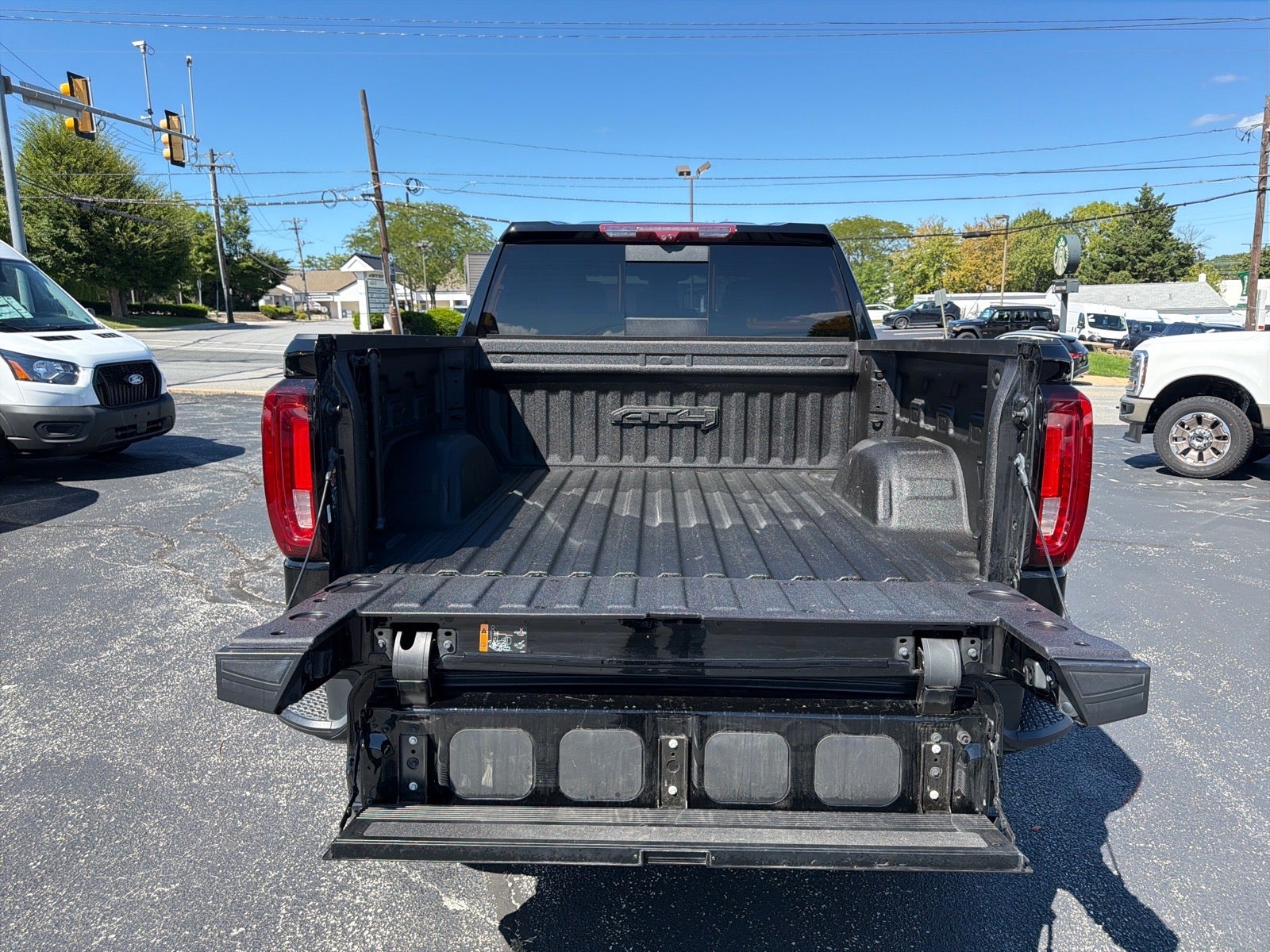 2023 GMC Sierra 1500 AT4