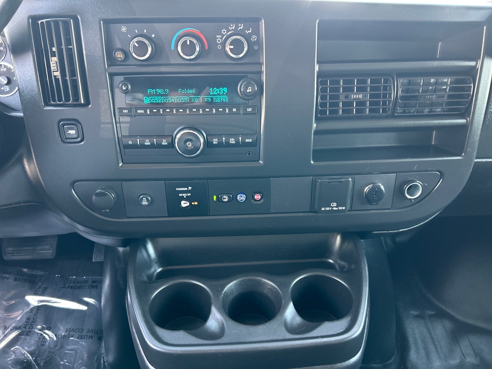 2023 GMC Savana 2500 Work Van