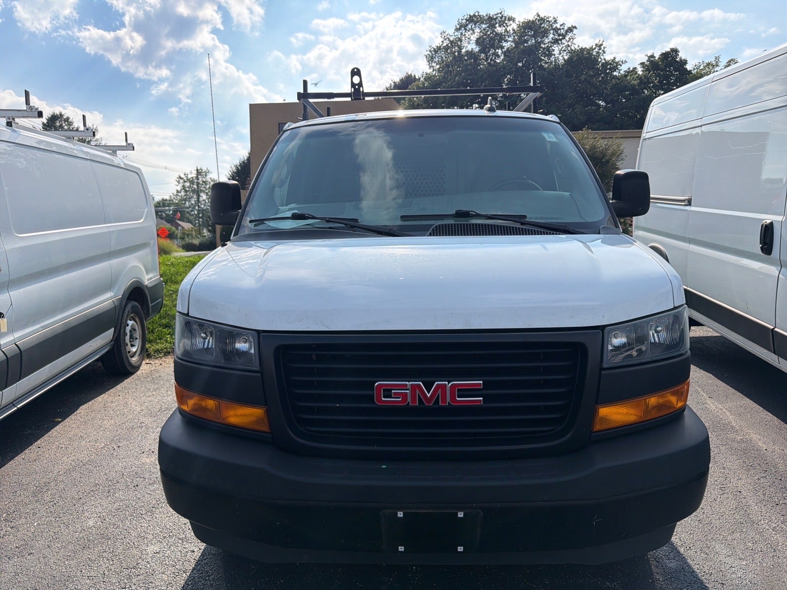 2022 GMC Savana 2500 Work Van