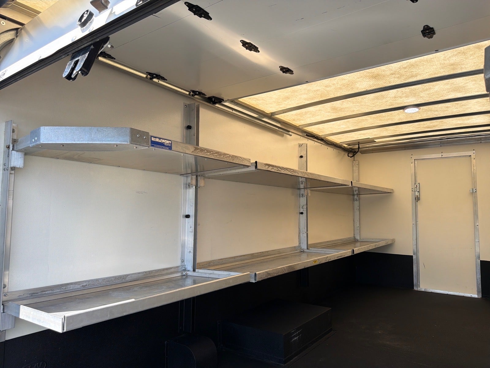 2022 Chevrolet Express 3500 Work Van Cutaway