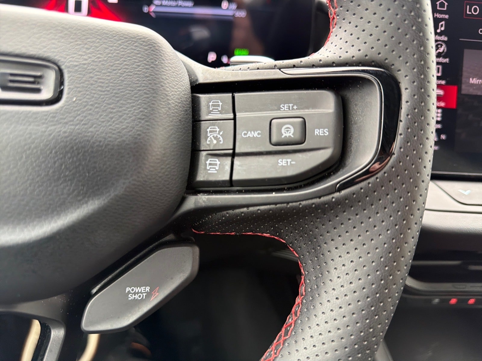 2025 Dodge Charger R/T Scat Pack