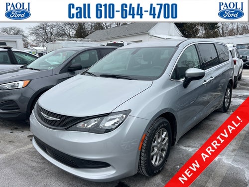 2022 Chrysler Voyager LX