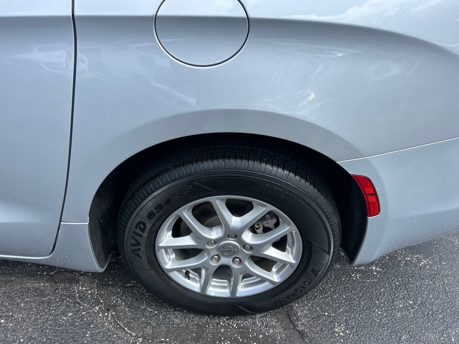 2022 Chrysler Voyager LX