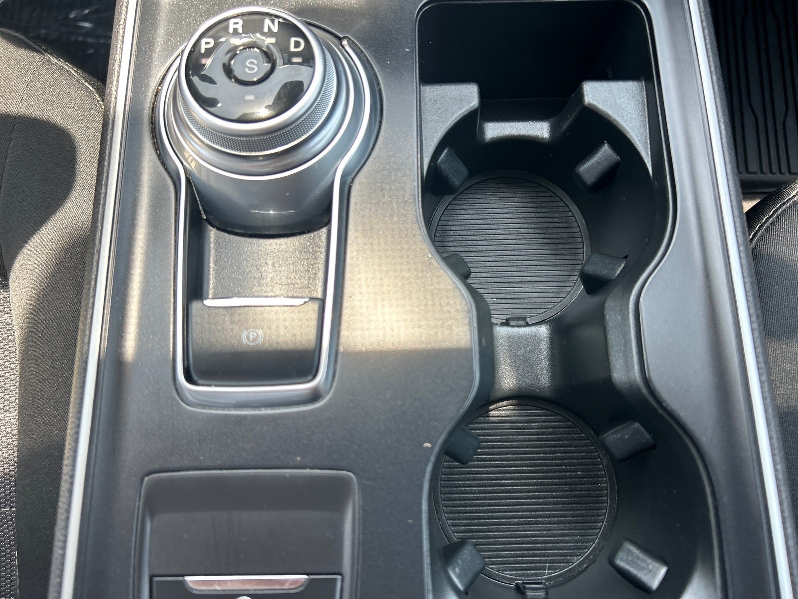 2021 Ford Edge SE