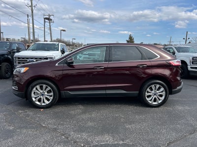2022 Ford Edge Titanium