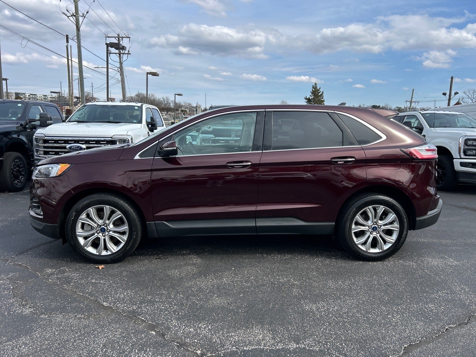 2022 Ford Edge Titanium