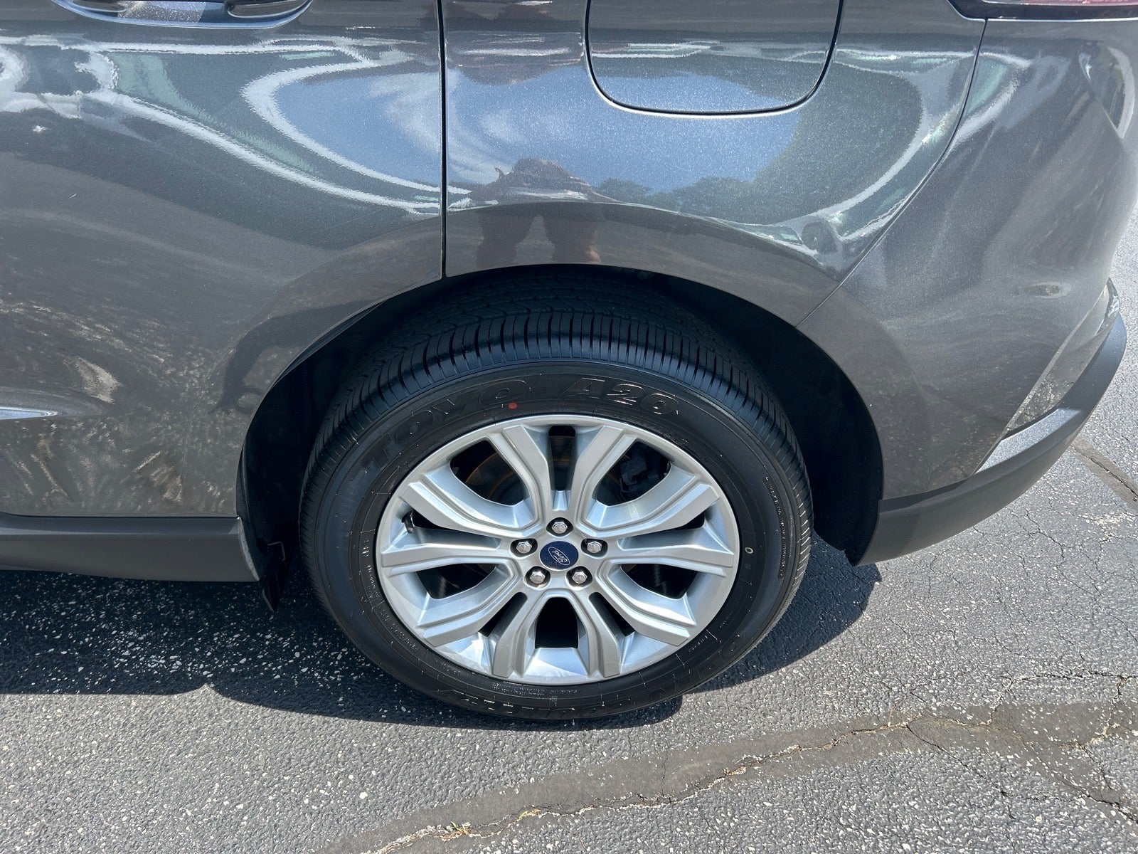 2020 Ford Edge Titanium