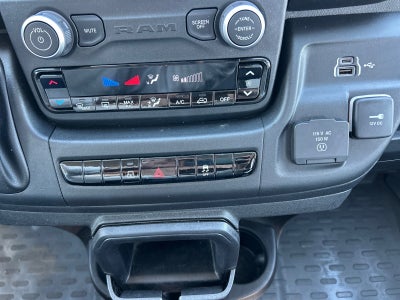 2025 RAM ProMaster 1500 Low Roof 136 WB