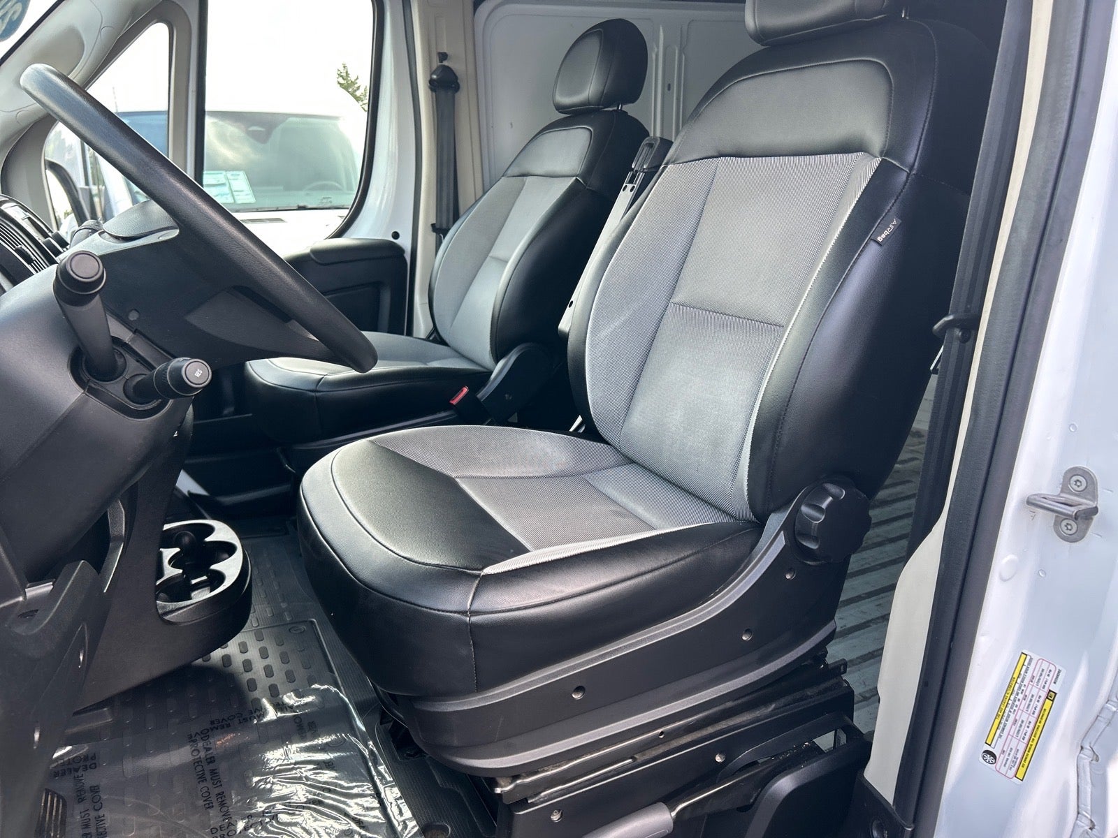 2021 RAM ProMaster 1500 Low Roof 136 WB