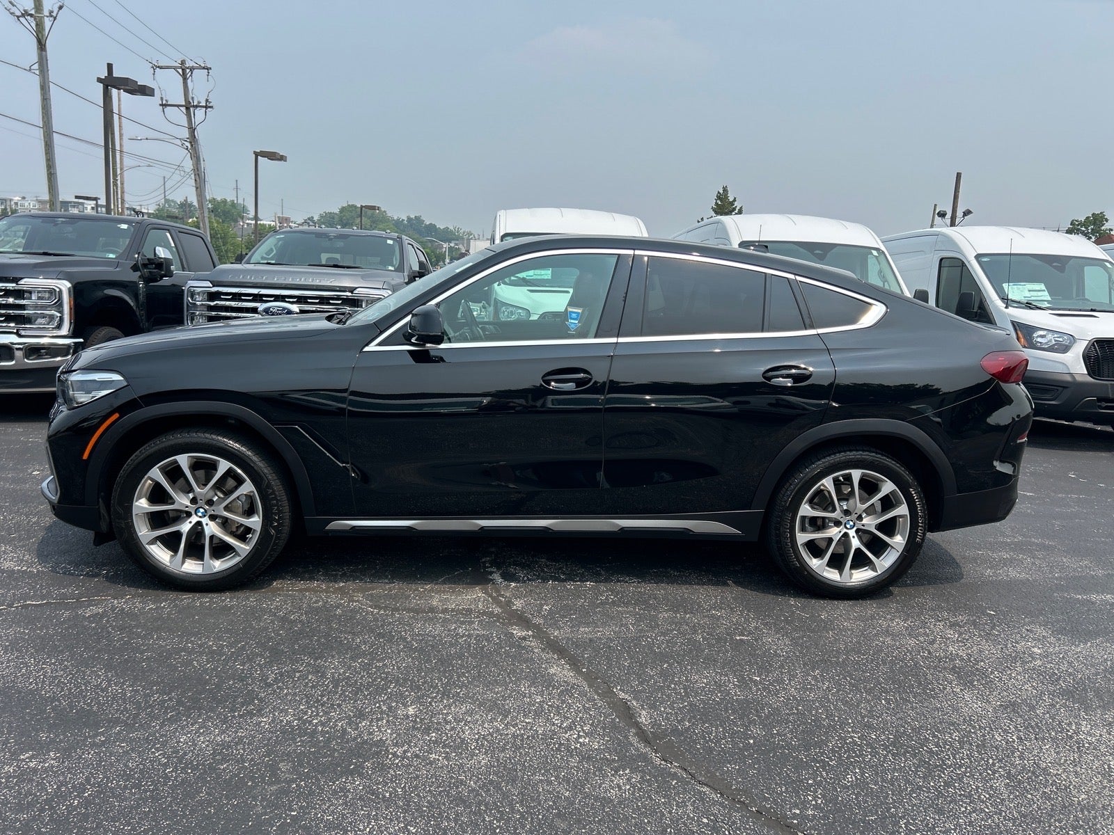 2022 BMW X6 xDrive40i