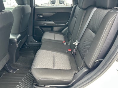 2018 Mitsubishi Outlander LE