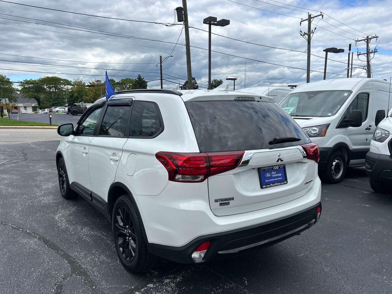 2018 Mitsubishi Outlander LE