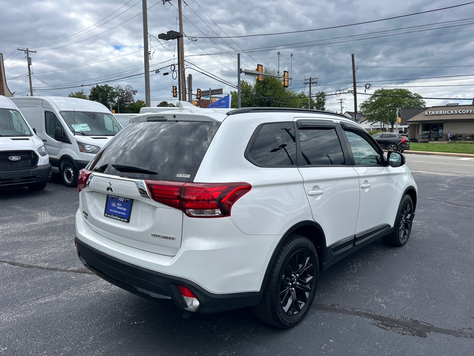 2018 Mitsubishi Outlander LE