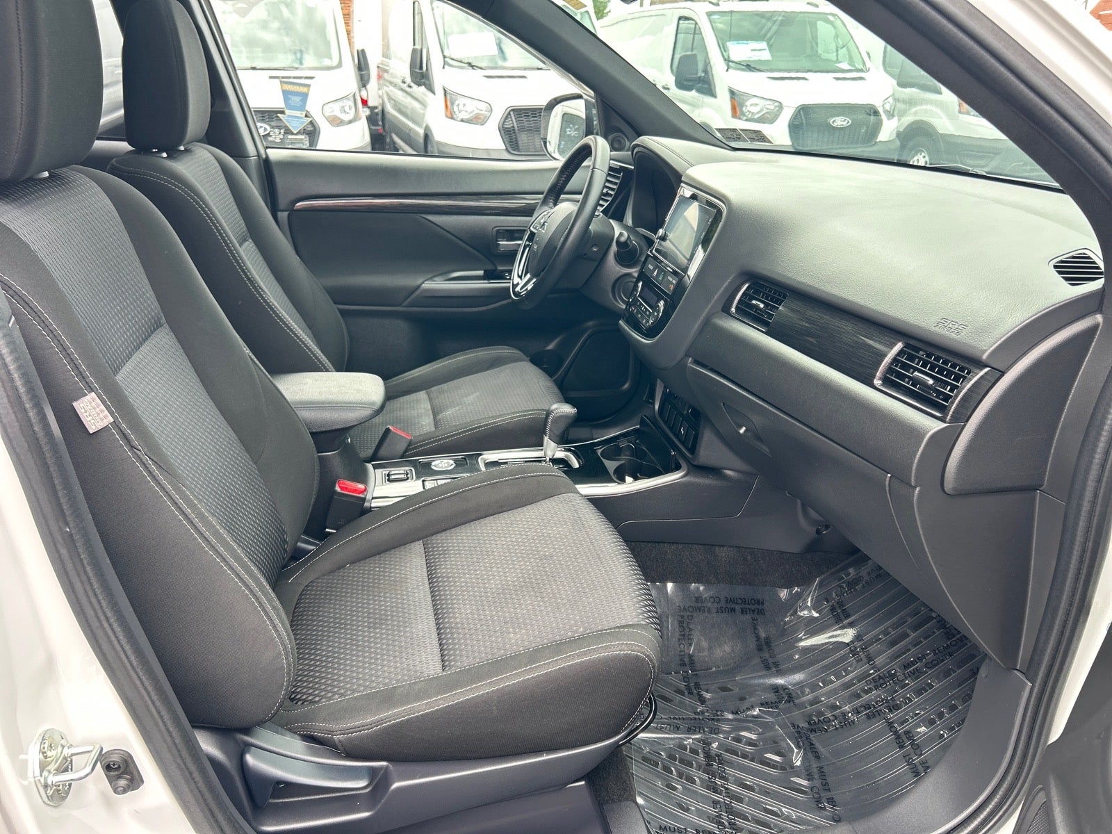 2018 Mitsubishi Outlander LE