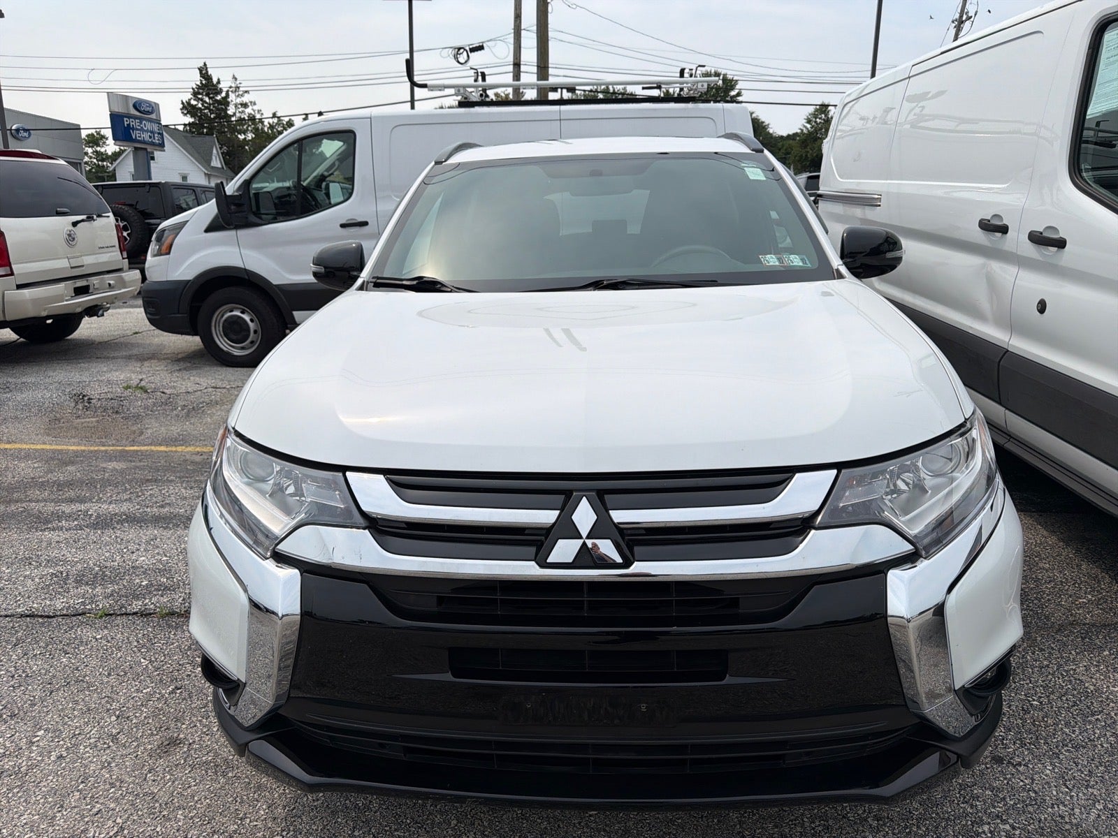 2018 Mitsubishi Outlander LE