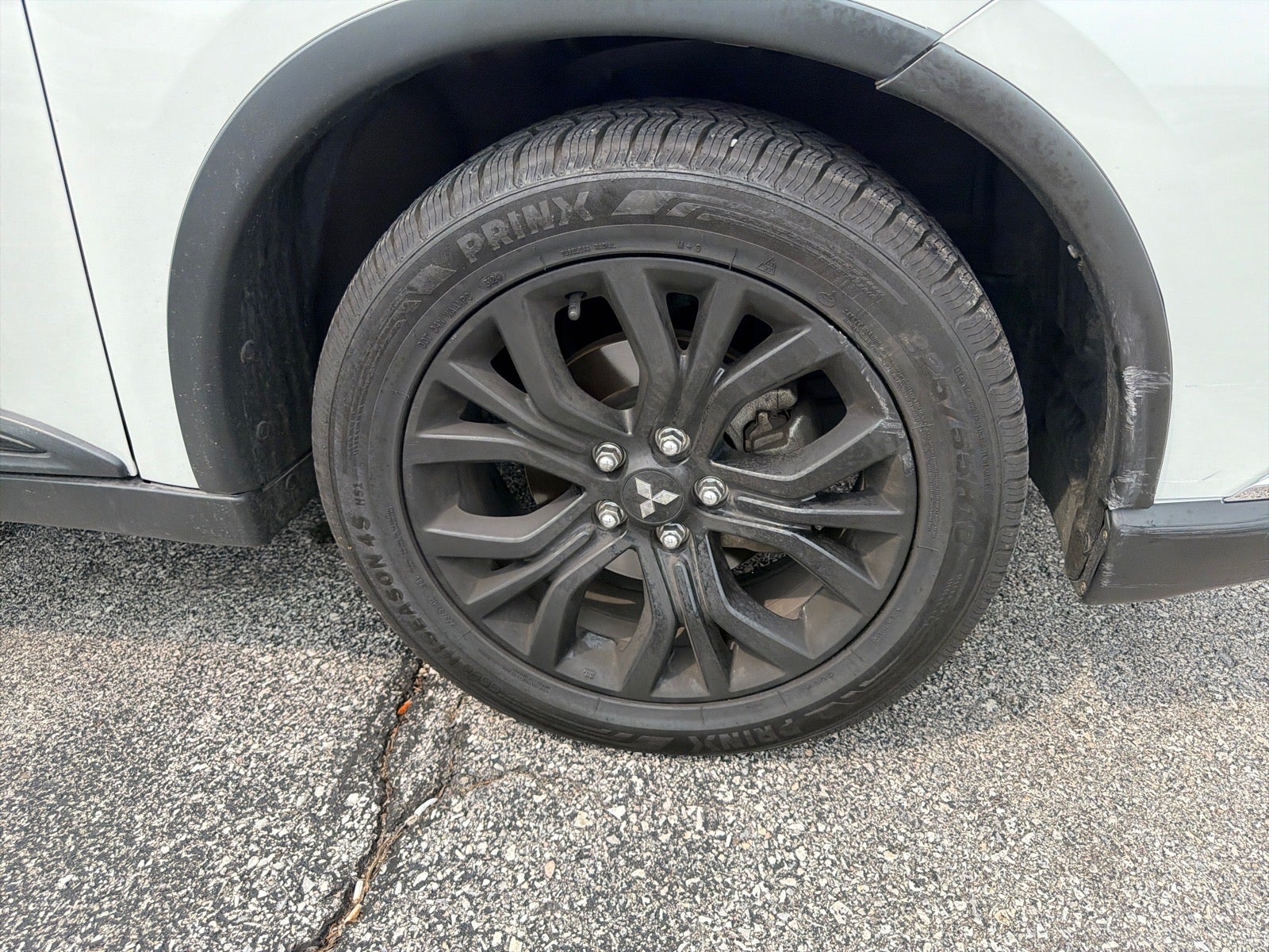 2018 Mitsubishi Outlander LE
