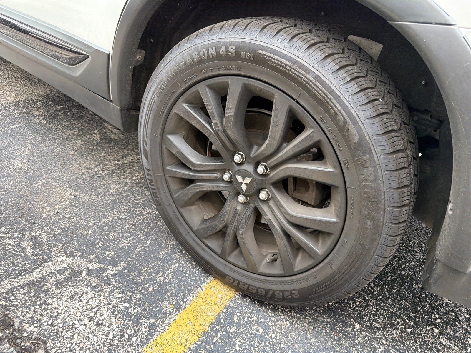 2018 Mitsubishi Outlander LE