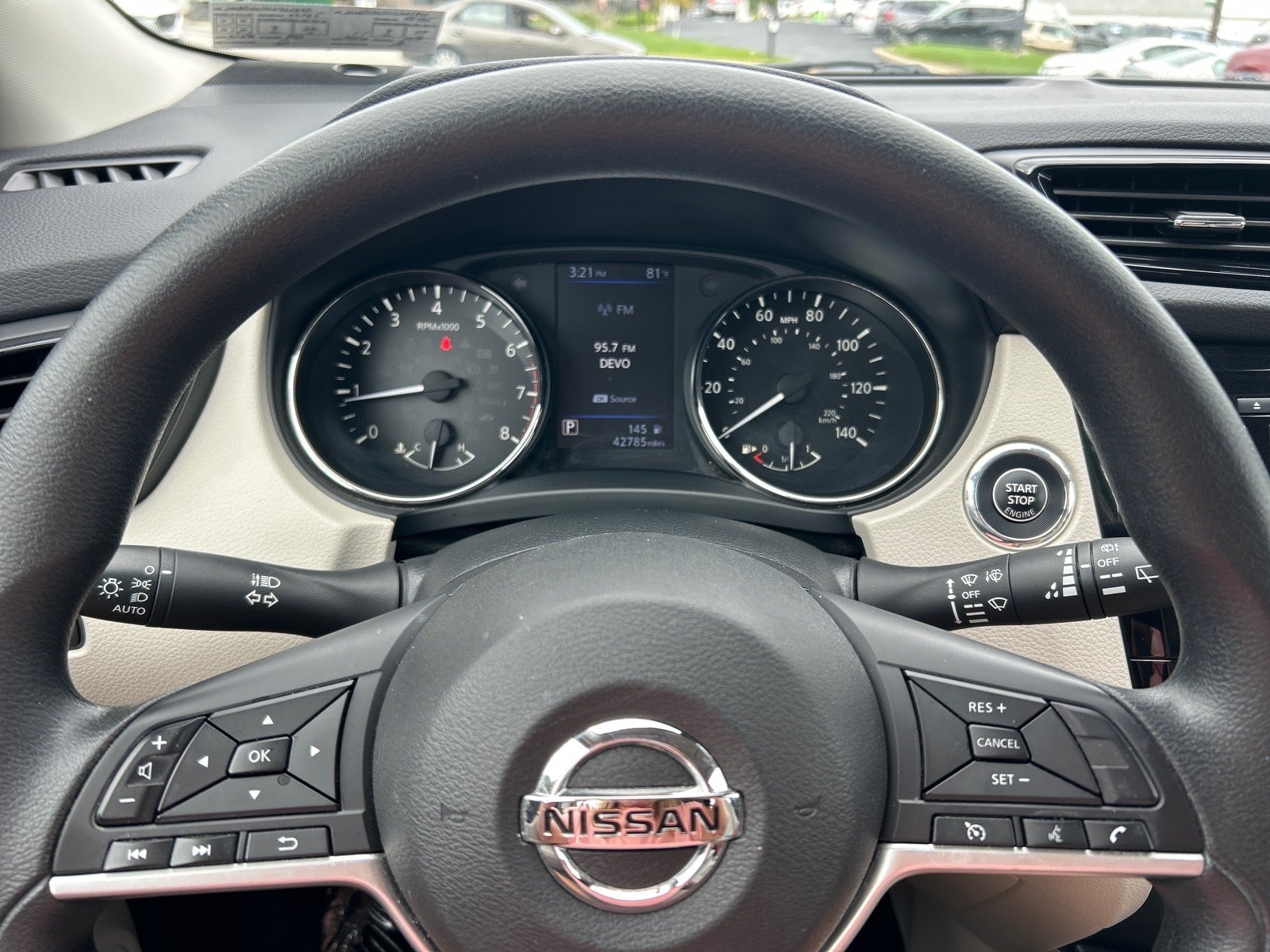 2020 Nissan Rogue Sport SV