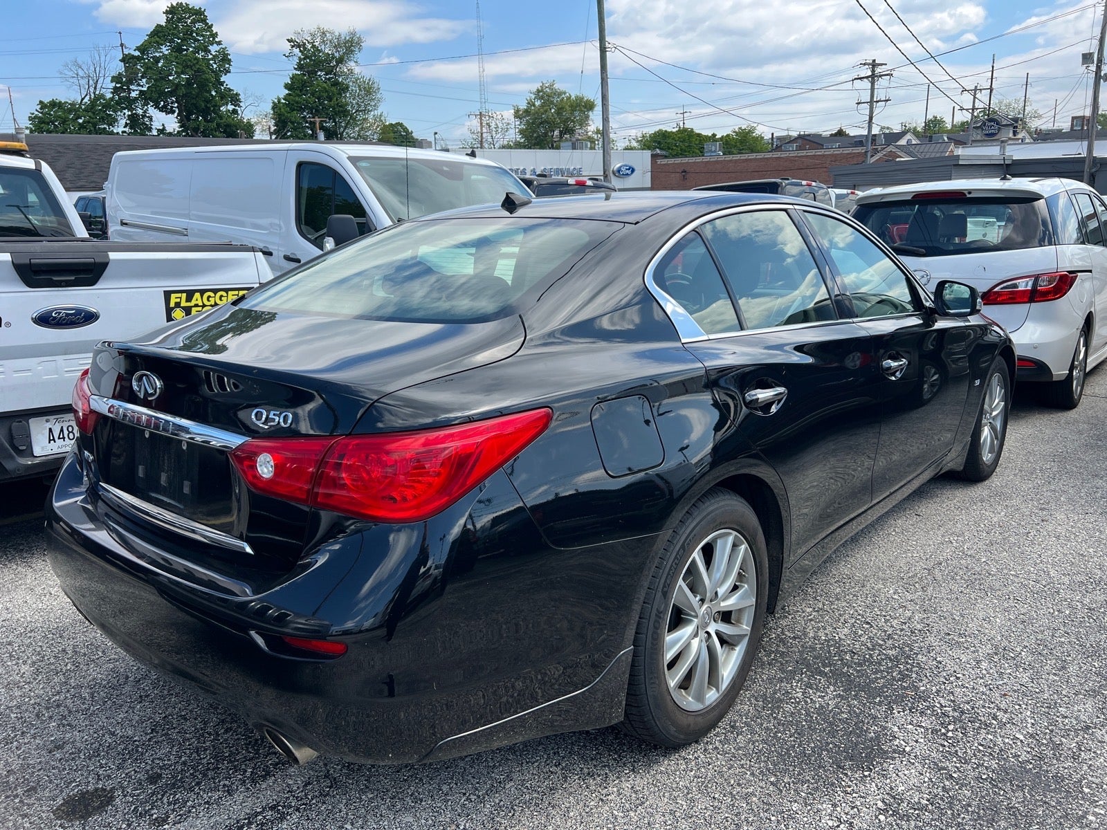 2015 INFINITI Q50 Premium