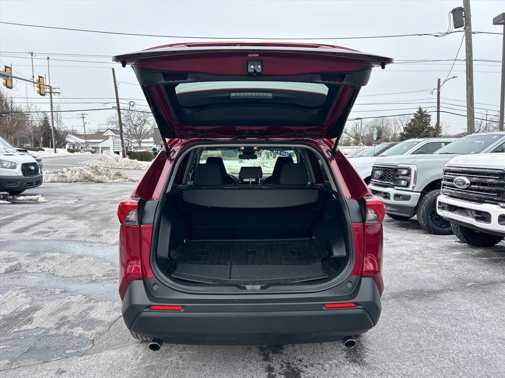 2019 Toyota RAV4 LE