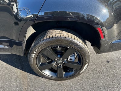 2023 Land Rover Defender 130 X-Dynamic SE