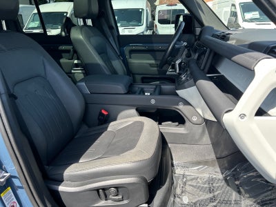 2020 Land Rover Defender 110 SE