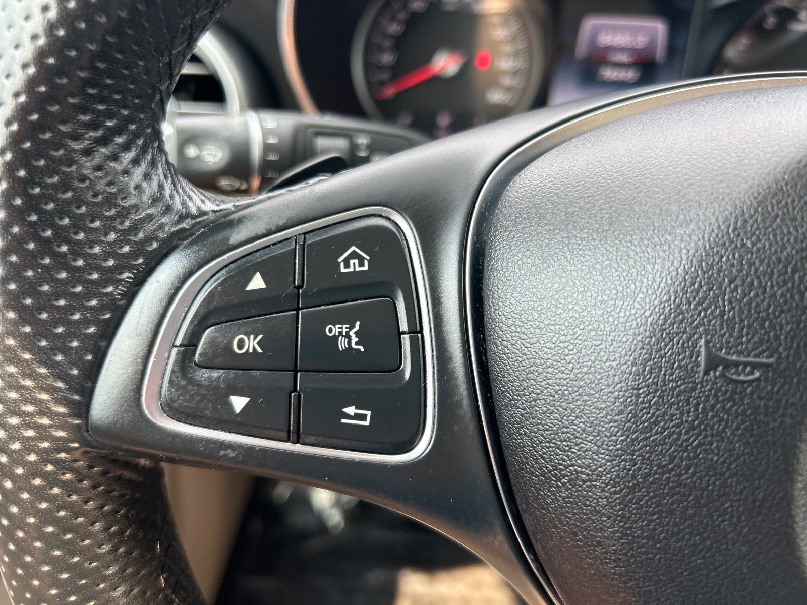 2018 Mercedes-Benz GLC GLC 300 4MATIC®