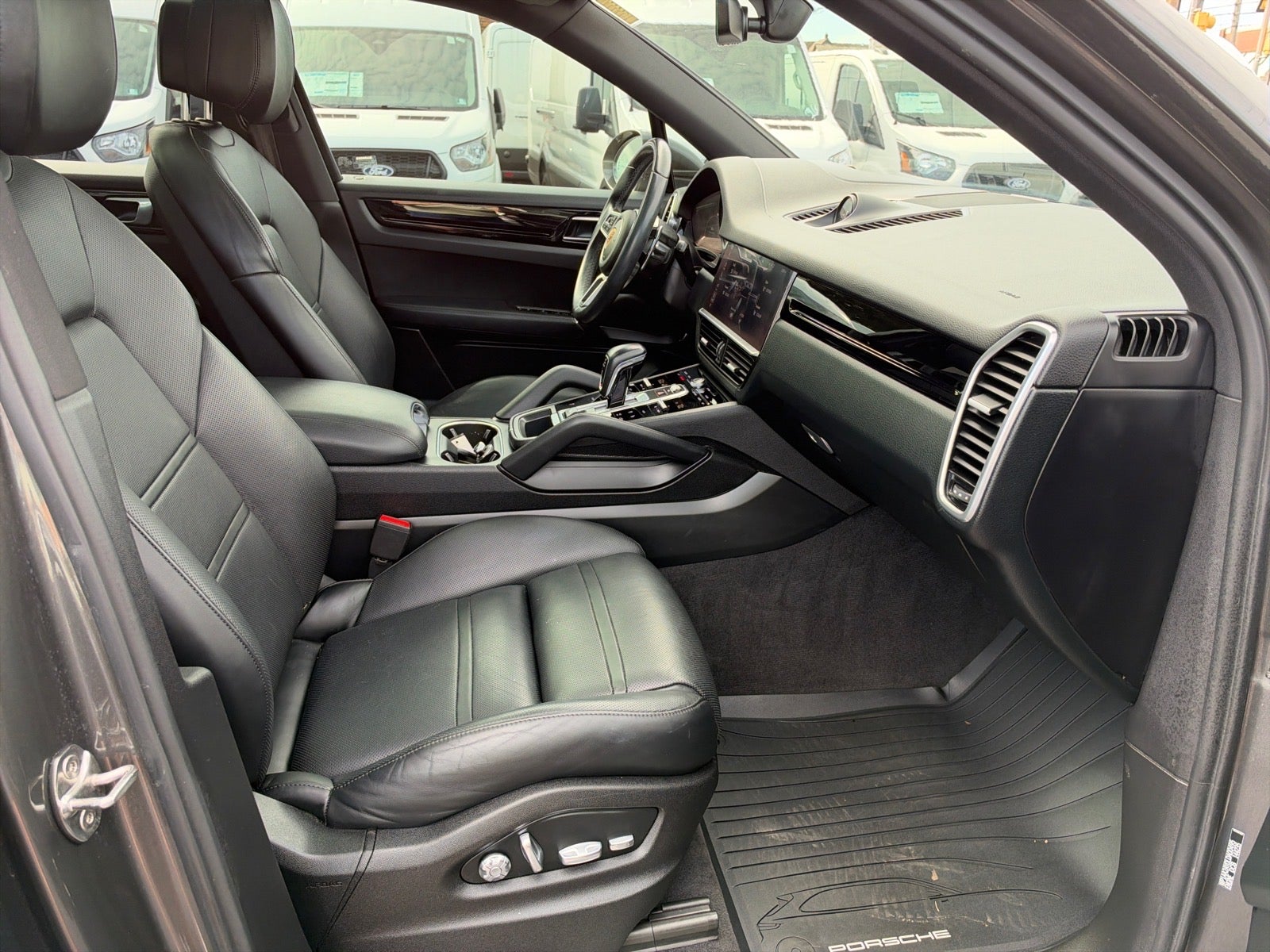 2020 Porsche Cayenne Base
