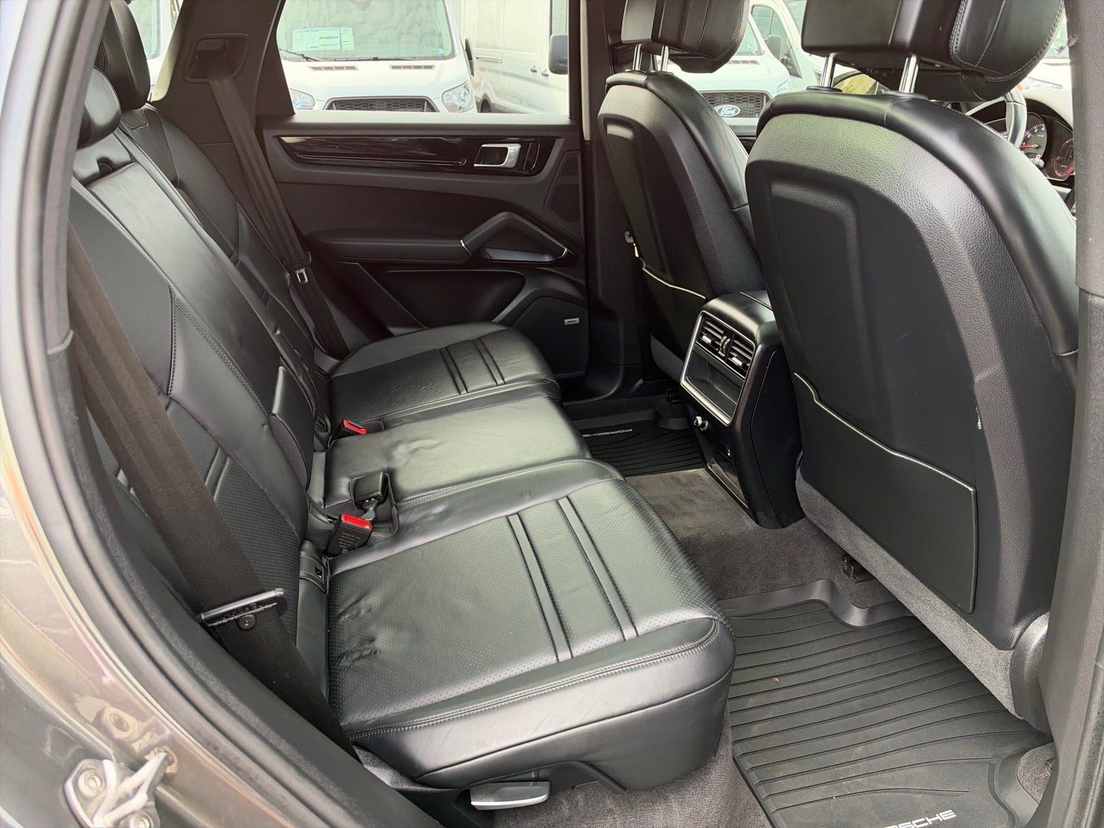 2020 Porsche Cayenne Base