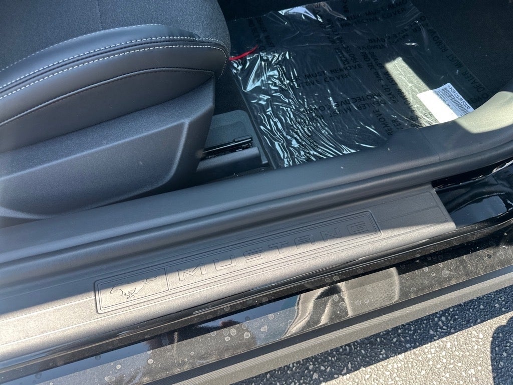 2025 Ford Mustang EcoBoost