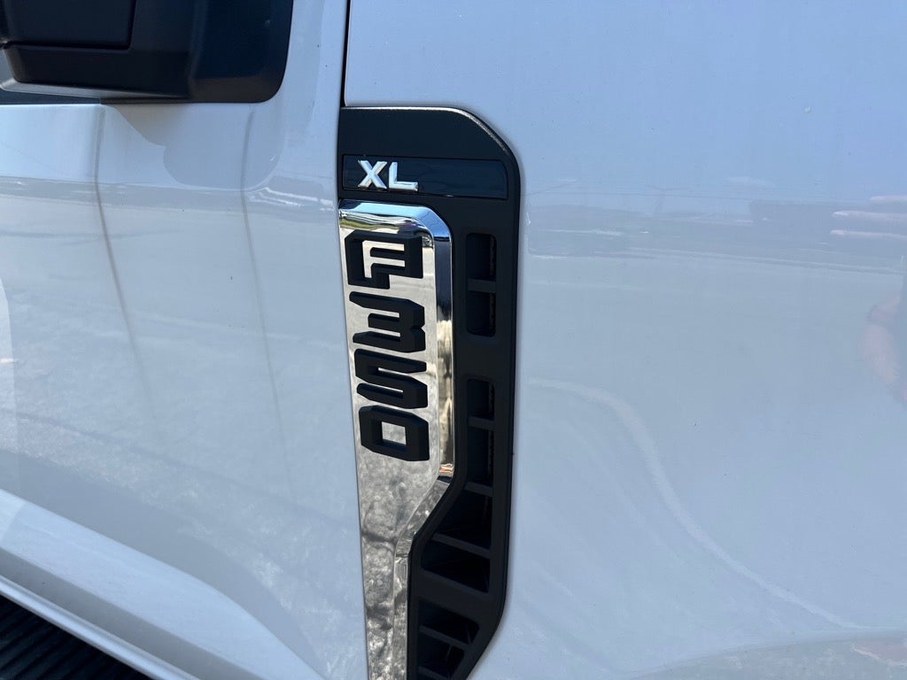 2025 Ford F-350SD XL